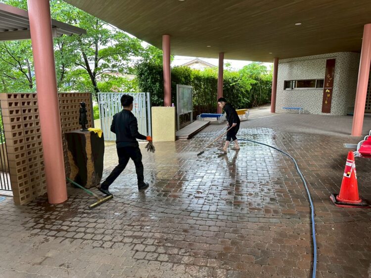 清掃状況 大阪府 施設内RC土間撤去工事