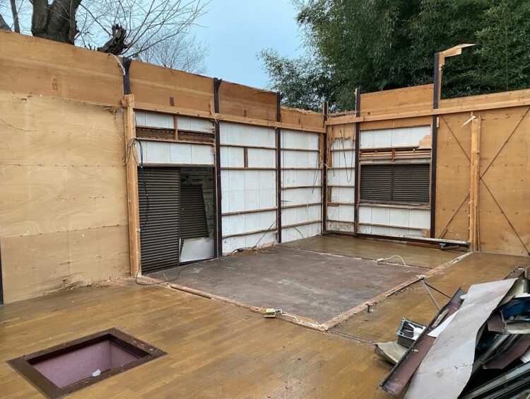 本体解体工事中 羽曳野市 木造平屋建て オール手解体